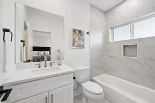 5632 Camino Encantado Dr, Houston, TX 77091 - Photo 11
