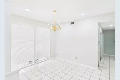 7611 Hopewell Lane, Houston, TX 77071 - Photo 9