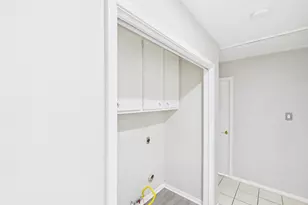 7611 Hopewell Ln, Houston, TX 77071 - Photo 15