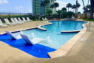 9520 Seawall Blvd, Galveston, TX 77554 - Photo 37