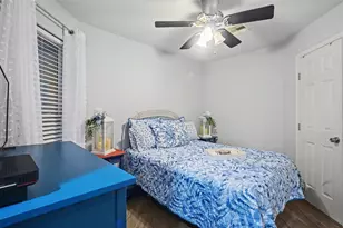 9520 Seawall Blvd, Galveston, TX 77554 - Photo 11