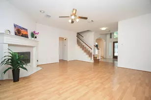 4323 Magnolia Ln, Sugar Land, TX 77478 - Photo 11