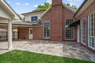 70 Pipers Walk, Sugar Land, TX 77479 - Photo 35