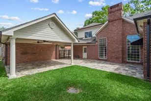 70 Pipers Walk, Sugar Land, TX 77479 - Photo 33