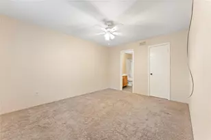 10871 Braes Bend Dr, Houston, TX 77071 - Photo 13