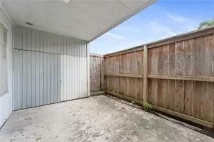 10871 Braes Bend Dr, Houston, TX 77071 - Photo 17