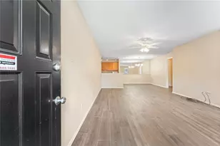 10871 Braes Bend Dr, Houston, TX 77071 - Photo 3