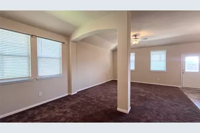 10750 Nathaniel Valley Path, Houston, TX 77016 - Photo 3