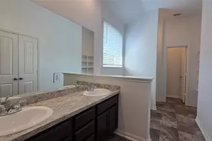 10750 Nathaniel Valley Path, Houston, TX 77016 - Photo 13