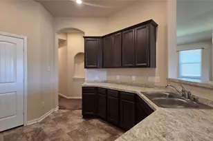 10750 Nathaniel Valley Path, Houston, TX 77016 - Photo 5