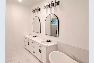 6747 Liverpool Street, Houston, TX 77021 - Photo 15