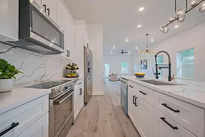 6747 Liverpool Street, Houston, TX 77021 - Photo 7