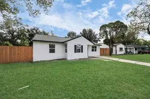 4842 Larkspur St, Houston, TX 77033 - Photo 5