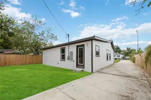 3405 Mt Pleasant St, Houston, TX 77021 - Photo 17