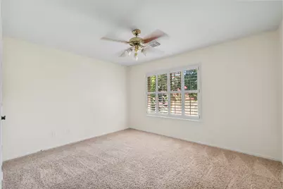 78 N Cochrans Green Circle, The Woodlands, TX 77381 - Photo 17