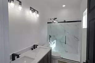 715 Rosedale St, La Marque, TX 77568 - Photo 13