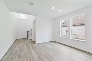 2710 Alexis St, Seabrook, TX 77586 - Photo 9