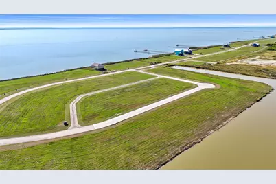 3050 Coastal Springs Loop, Palacios, TX 77465 - Photo 3