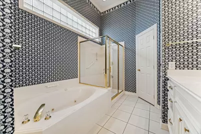 6607 Queensclub Drive, Houston, TX 77069 - Photo 15