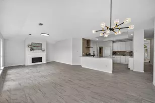 16119 Mission Glen Dr, Houston, TX 77083 - Photo 9