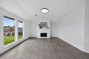 16119 Mission Glen Dr, Houston, TX 77083 - Photo 11