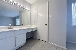 13611 Garden Grove Ct, Houston, TX 77082 - Photo 21