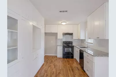 8248 Hartford Street, Houston, TX 77017 - Photo 9