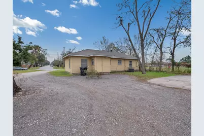 8248 Hartford Street, Houston, TX 77017 - Photo 11