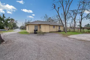 8248 Hartford St, Houston, TX 77017 - Photo 11