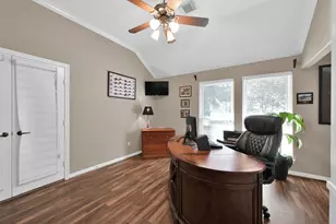 1626 Cafe Dumonde, Conroe, TX 77304 - Photo 7