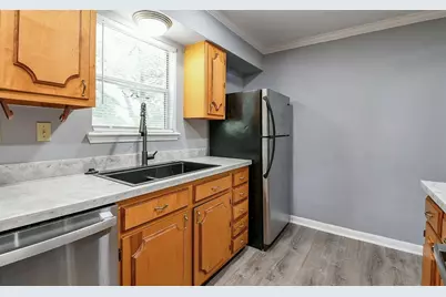 11122 Sunturf Lane, Houston, TX 77044 - Photo 15