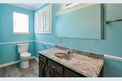 11122 Sunturf Lane, Houston, TX 77044 - Photo 17