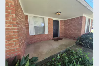 611 Todd Street, East Bernard, TX 77435 - Photo 3