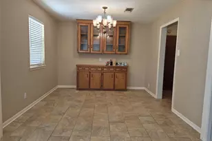 611 Todd St, East Bernard, TX 77435 - Photo 13