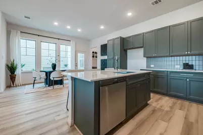 346 Covey Lane #B, Sealy, TX 77474 - Photo 5