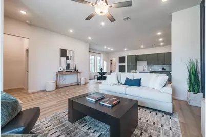 346 Covey Lane #B, Sealy, TX 77474 - Photo 3
