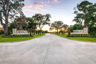 346 Covey Ln, Sealy, TX 77474 - Photo 1