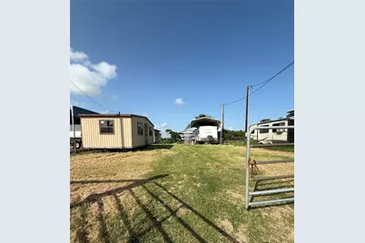 283 County Road 299, Sargent, TX 77414 - Photo 9