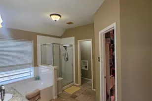 11406 Desert Springs Cir, Houston, TX 77095 - Photo 19