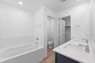 963 Mansfield St, Houston, TX 77091 - Photo 9