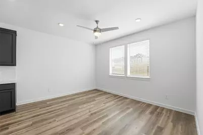 963 Mansfield Street, Houston, TX 77091 - Photo 7