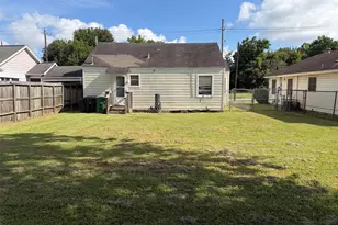 4514 Providence St, Houston, TX 77020 - Photo 3
