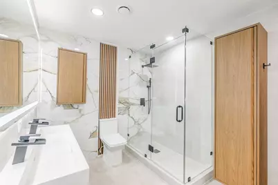 2929 Buffalo Speedway #A204, Houston, TX 77098 - Photo 19