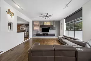 1203 Studer St, Houston, TX 77007 - Photo 3
