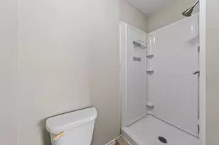 7750 Water Park Ln, Houston, TX 77086 - Photo 15