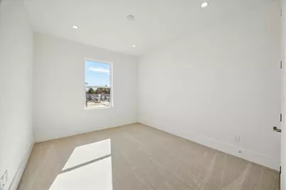 1520 W 21st St #B, Houston, TX 77008 - Photo 33