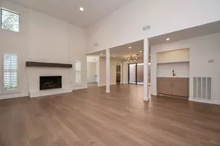 426 E Fair Harbor Ln, Houston, TX 77079 - Photo 7