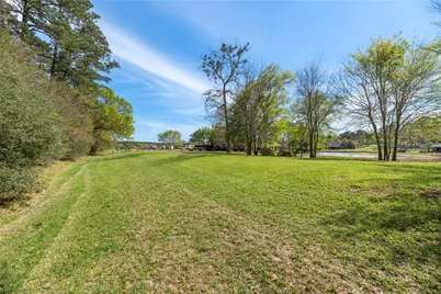 2 Wildwood Lake Drive, Huntsville, TX 77340 - Photo 15