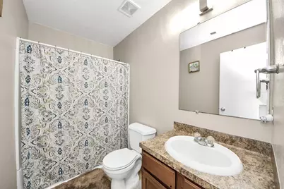 16542 Peyton Ridge Circle, Houston, TX 77049 - Photo 13