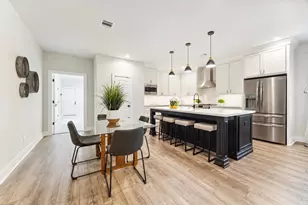 1731 Cheshire Ln, Houston, TX 77018 - Photo 9